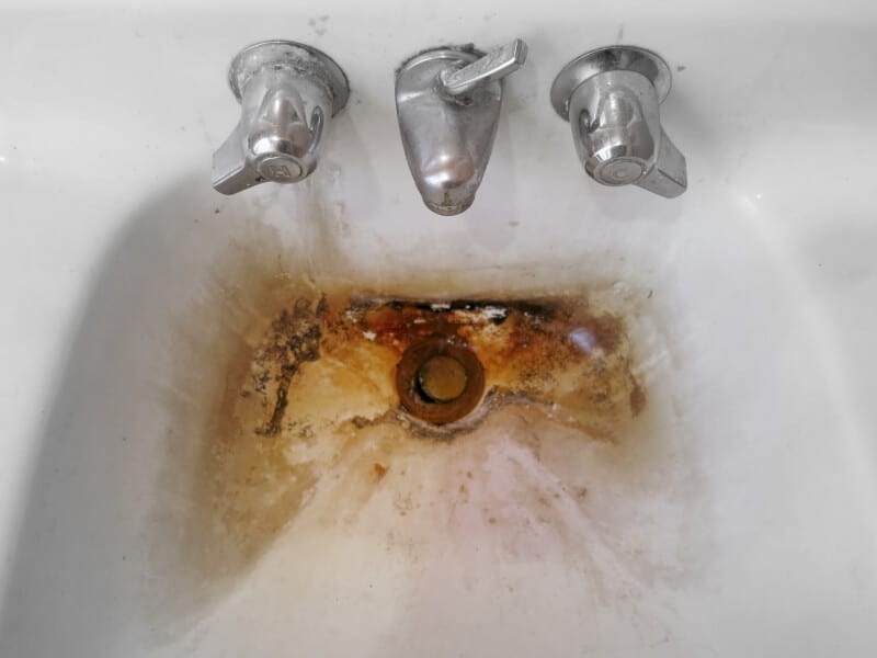 Sewage Cleanup in Bathtub